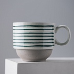 Чашка с зелеными полосками
