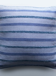 Наволочка на подушку в синюю полоску 