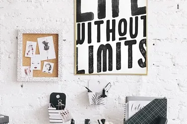 Постер "LIfe without limits"